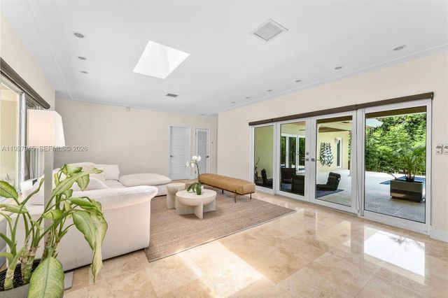 611 Santurce Ave, Coral Gables, FL 33143