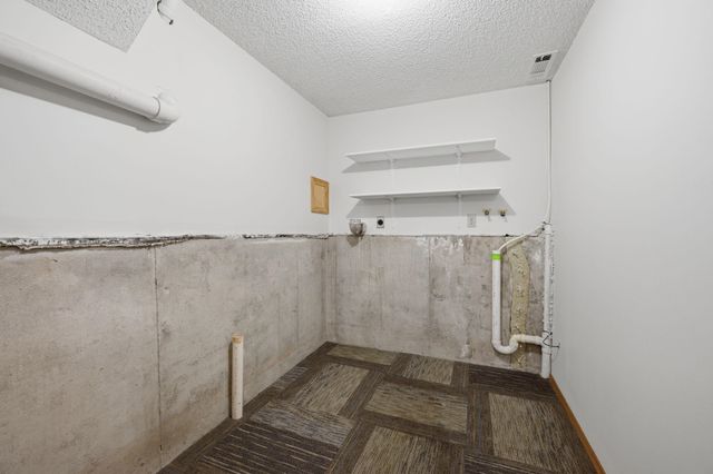 1870 N CHERYL COURT, Wichita, KS 67212
