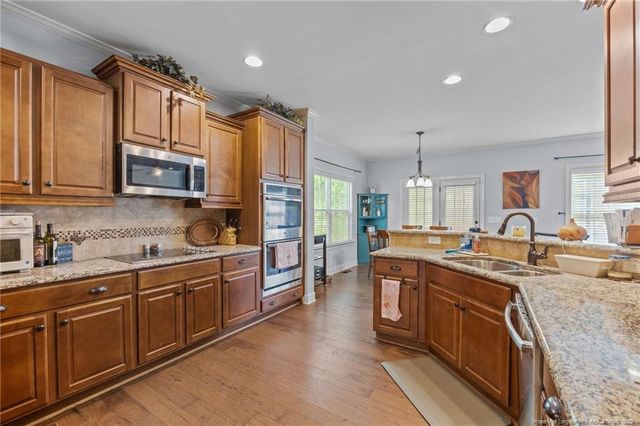 68 Heatherspring Way, Spring Lake, NC 28390