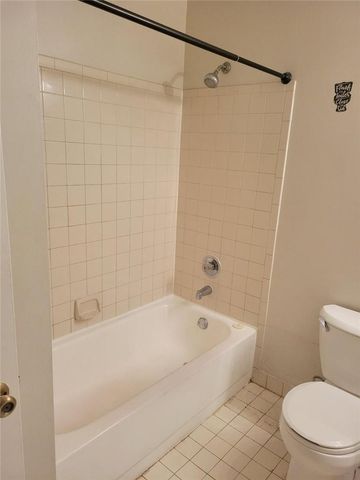 741 LYONS Road 17203, Coconut Creek, FL 33063