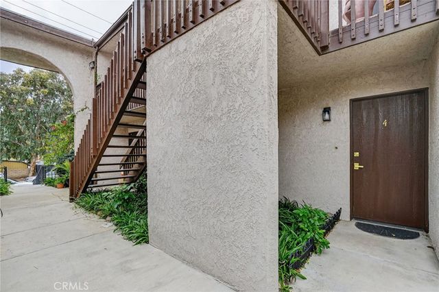 17847 Beneda Ln 4, Canyon Country, CA 91351