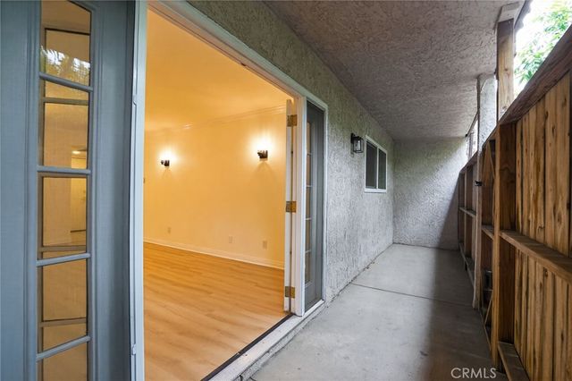 17847 Beneda Ln 4, Canyon Country, CA 91351