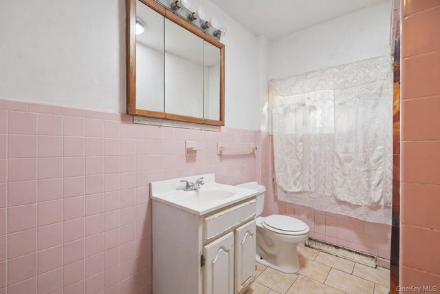 262-264 Cottage Street, Middletown, NY 10940