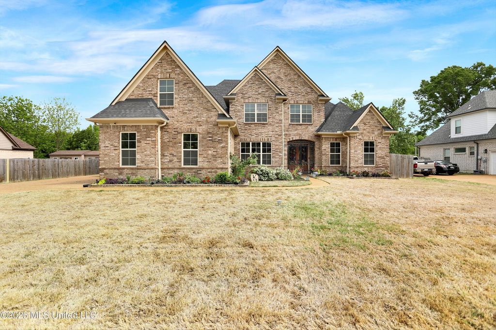 10898 Wiseman Drive, Olive Branch, MS 38654