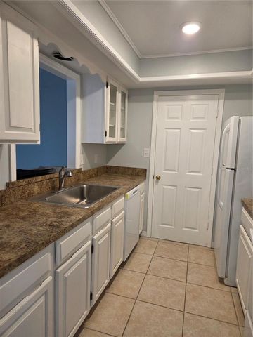 743 E ALFRED STREET, Tavares, FL 32778