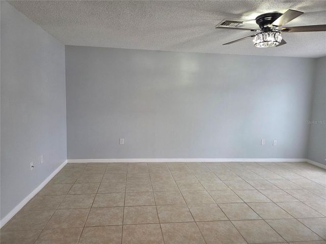 743 E ALFRED STREET, Tavares, FL 32778