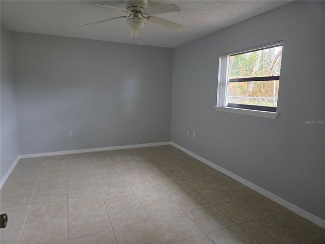 743 E ALFRED STREET, Tavares, FL 32778