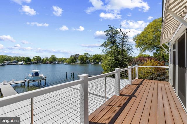 7989 E RIVERSIDE DR, Pasadena, MD 21122
