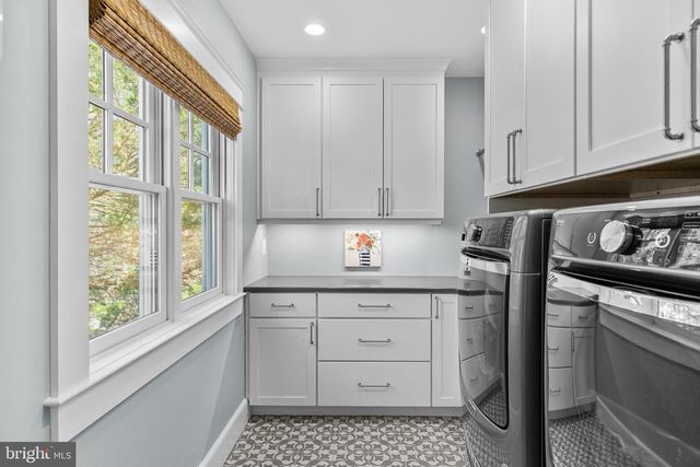 7989 E RIVERSIDE DR, Pasadena, MD 21122