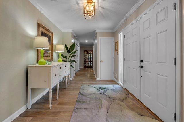 3721 LONGFORD Drive, Tallahassee, FL 32309