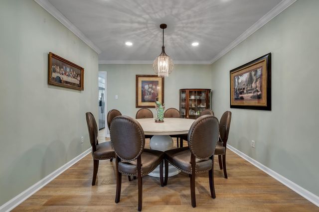 3721 LONGFORD Drive, Tallahassee, FL 32309