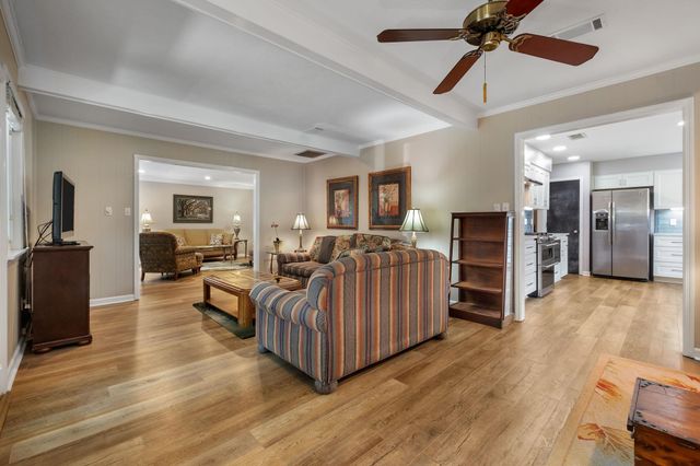 3721 LONGFORD Drive, Tallahassee, FL 32309