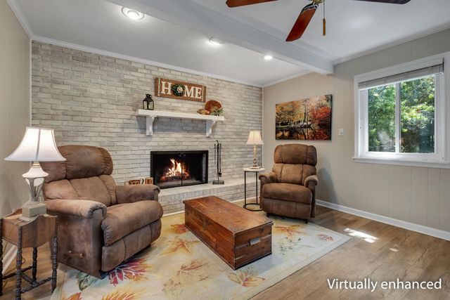 3721 LONGFORD Drive, Tallahassee, FL 32309