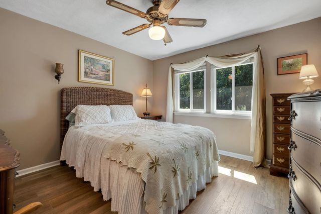 3721 LONGFORD Drive, Tallahassee, FL 32309