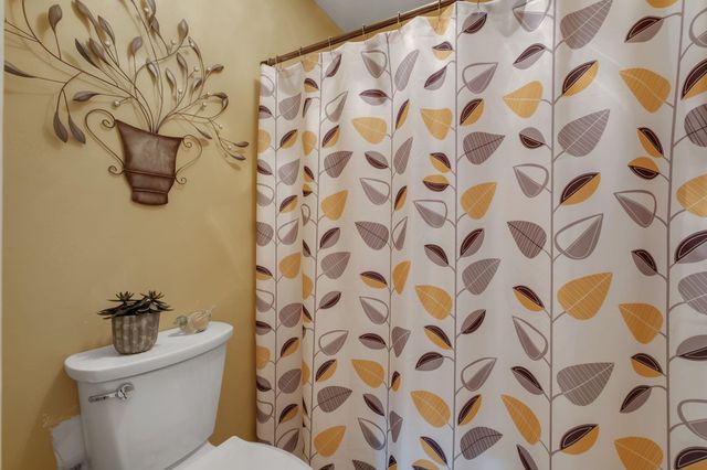 3721 LONGFORD Drive, Tallahassee, FL 32309