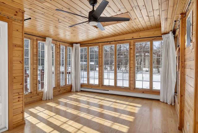 197 Chestnut St, Rehoboth, MA 02769