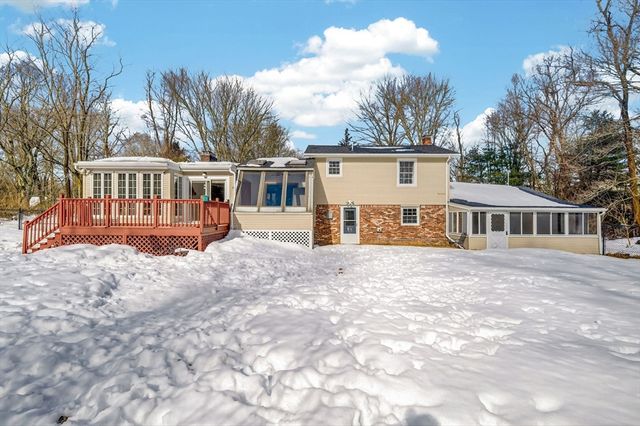 197 Chestnut St, Rehoboth, MA 02769