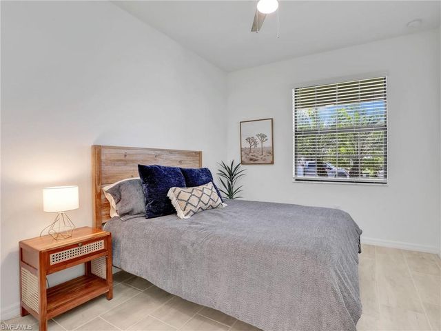 11512 Shady Palm WAY, Fort Myers, FL 33913