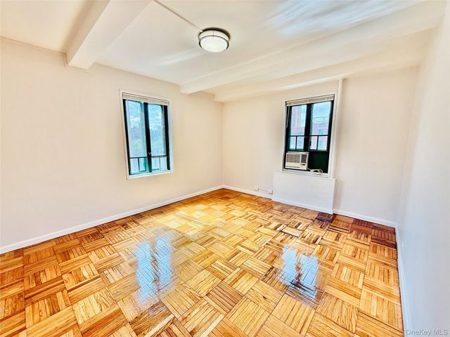 1680 Metropolitan 6D, Bronx, NY 10462
