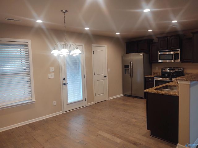 108 Hunter Way, Owens Cross Roads, AL 35763