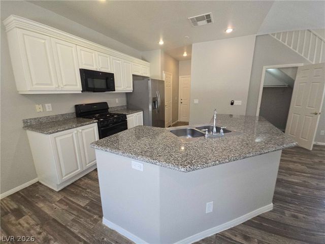 3633 Pinnate Drive, Las Vegas, NV 89147