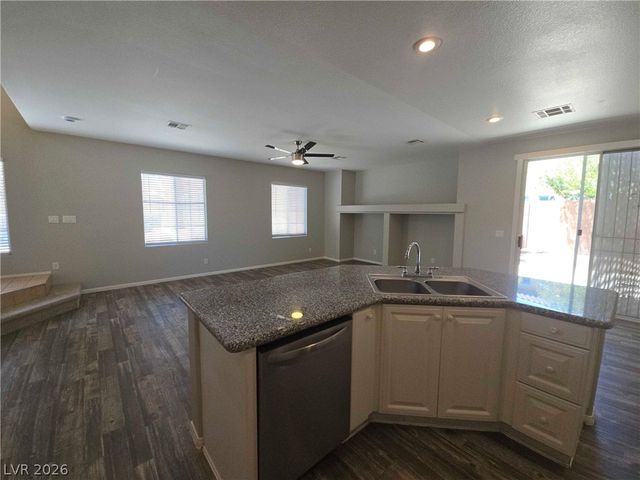 3633 Pinnate Drive, Las Vegas, NV 89147