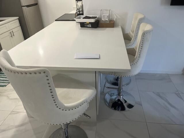 602 Executive Center Drive Unit 105, West Palm Beach, FL 33401