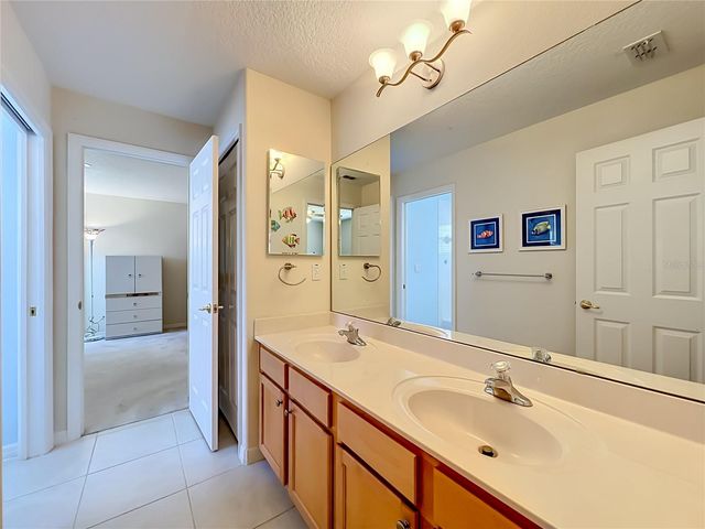2505 HOLLY BERRY CIRCLE, Clermont, FL 34711