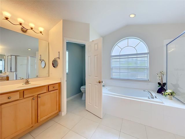 2505 HOLLY BERRY CIRCLE, Clermont, FL 34711