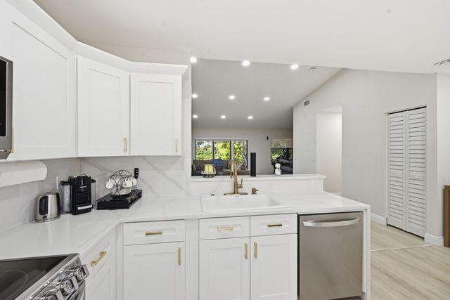 10775 Waterberry Drive, Boca Raton, FL 33498