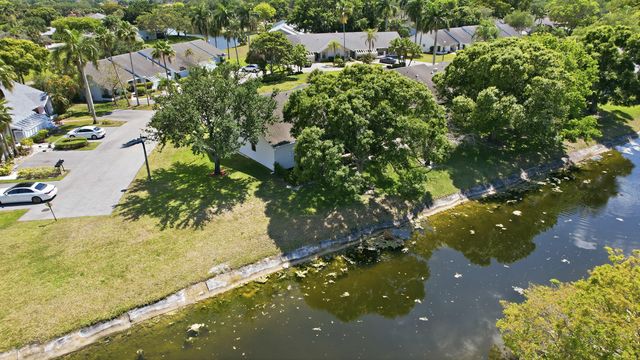 10775 Waterberry Drive, Boca Raton, FL 33498