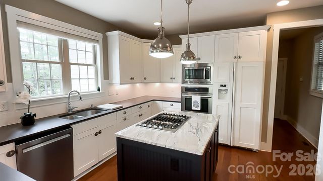 2370 Valelake Road, York, SC 29745