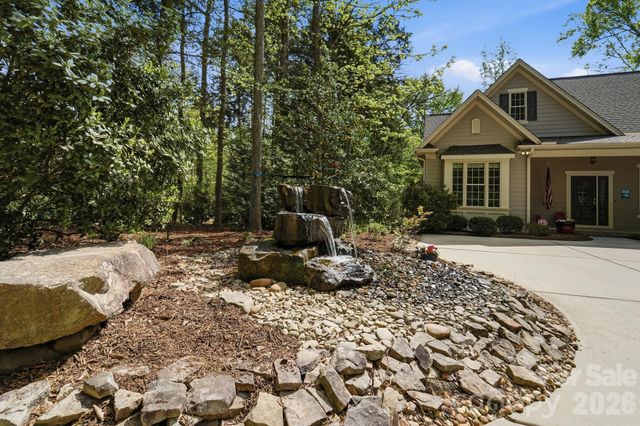 2370 Valelake Road, York, SC 29745