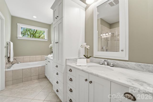 2370 Valelake Road, York, SC 29745