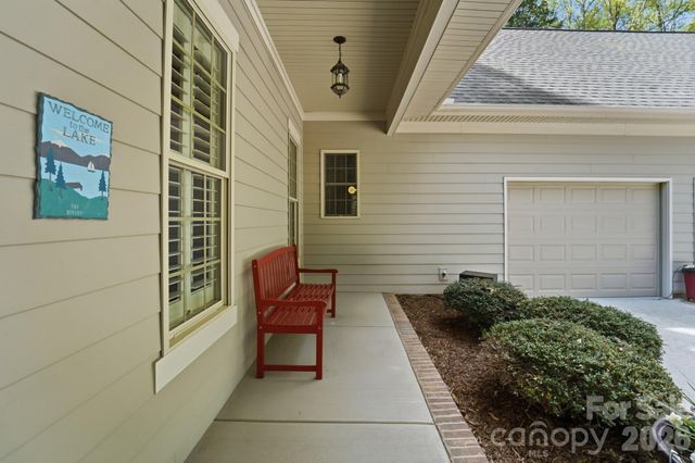 2370 Valelake Road, York, SC 29745
