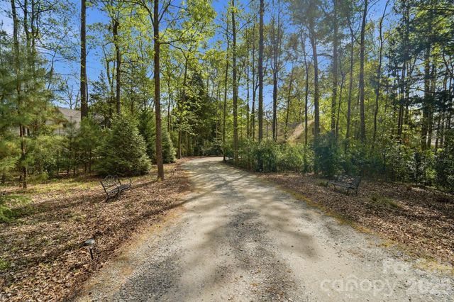 2370 Valelake Road, York, SC 29745