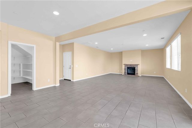 4043 Bristlecone Pine Lane, San Bernardino, CA 92407