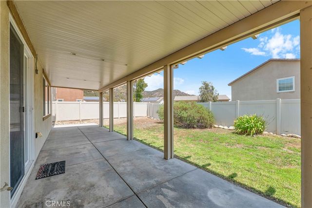 4043 Bristlecone Pine Lane, San Bernardino, CA 92407