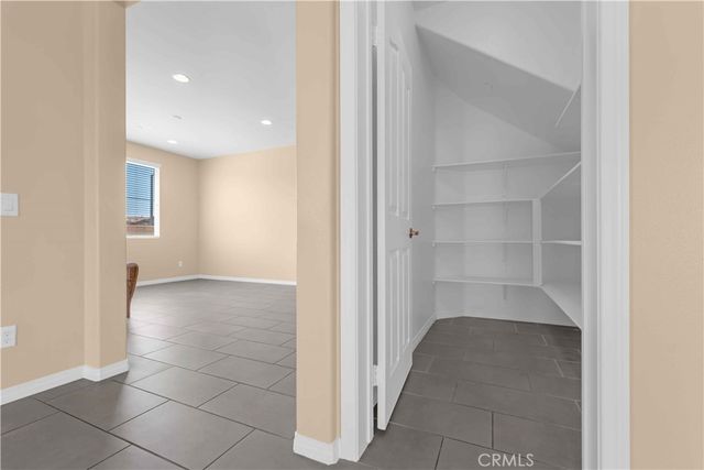 4043 Bristlecone Pine Lane, San Bernardino, CA 92407