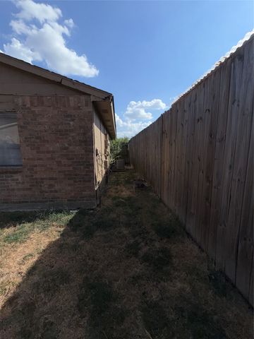 9419 Culberson Street, Dallas, TX 75227