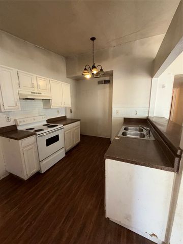 9419 Culberson Street, Dallas, TX 75227