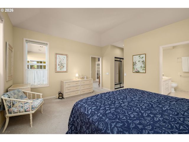 15715 Nw CLAREMONT Dr, Portland, OR 97229