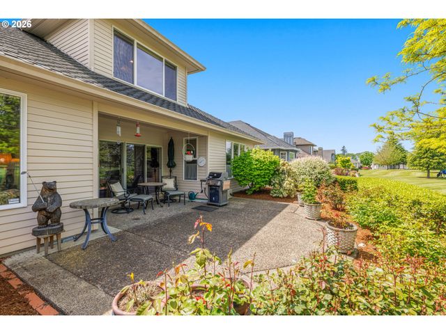 15715 Nw CLAREMONT Dr, Portland, OR 97229