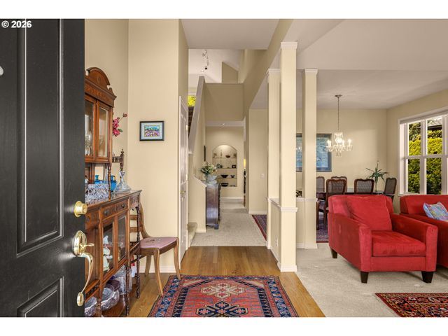 15715 Nw CLAREMONT Dr, Portland, OR 97229