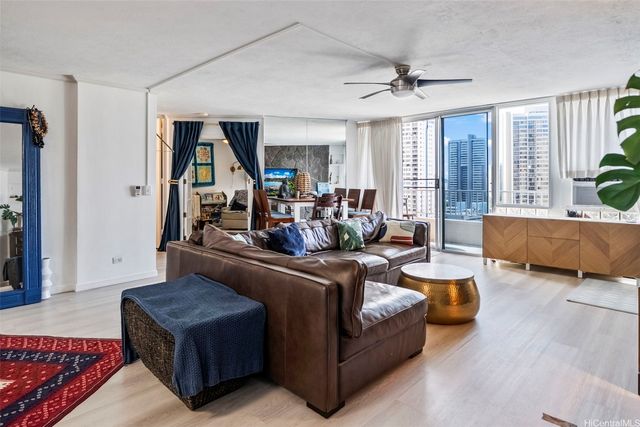 1848 Kahakai Drive 2502, Honolulu, HI 96814