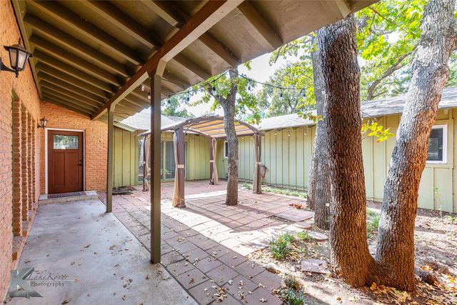 2509 Castle Drive, Clyde, TX 79510