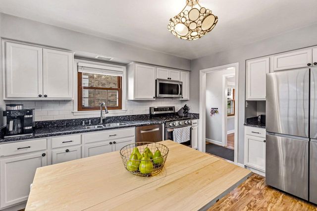 5516 N Kent AVENUE, Whitefish Bay, WI 53217