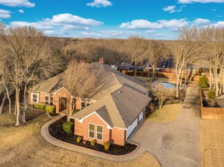 220 Ash Drive, Waxahachie, TX 75165