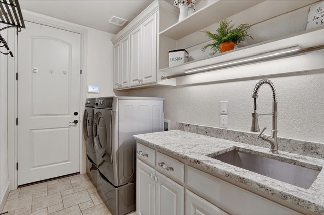 7017 Cherrybark Lane, North Richland Hills, TX 76182