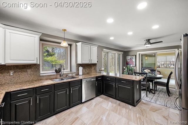 22844 Indianwood Drive, South Lyon, MI 48178